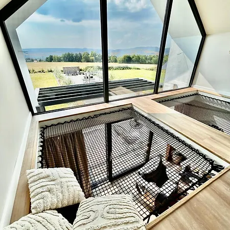 Hill41 Nest Kotlina Klodzka Kłodzko